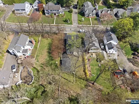 59 Erie Avenue Midland Park NJ 07432