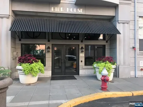 15 Warren Street Jersey City NJ 07302