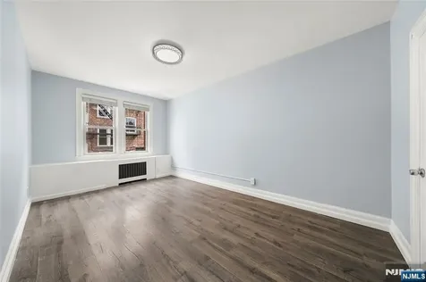 678 Anderson Avenue Cliffside Park NJ 07010
