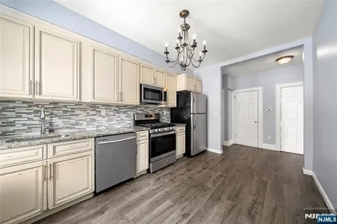 678 Anderson Avenue Cliffside Park NJ 07010