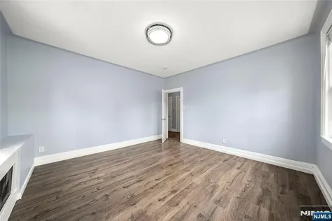 678 Anderson Avenue Cliffside Park NJ 07010