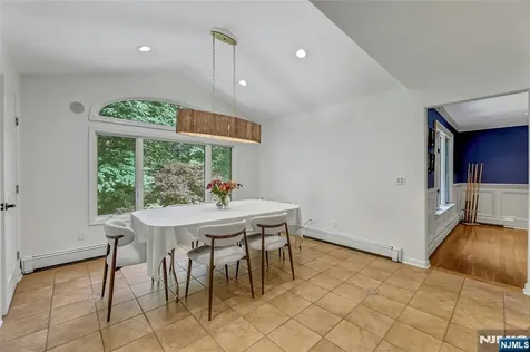 364 Canterbury Lane Wyckoff NJ 07481