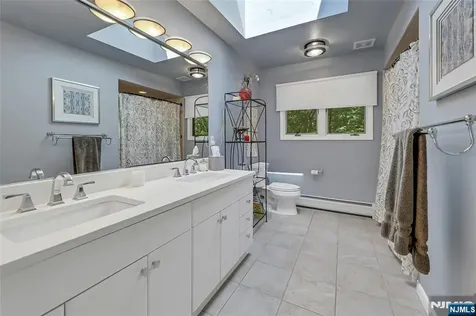 364 Canterbury Lane Wyckoff NJ 07481