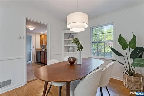 687 Grove Street Montclair NJ 07043