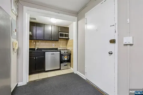 3031 Edwin Avenue Fort Lee NJ 07024