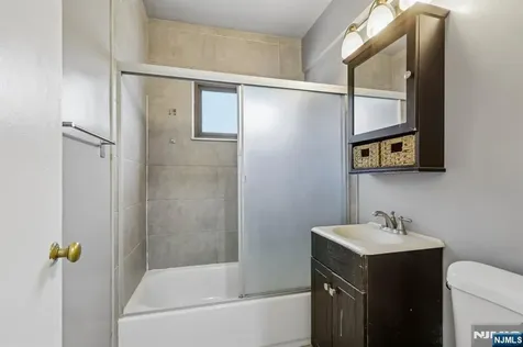 3031 Edwin Avenue Fort Lee NJ 07024
