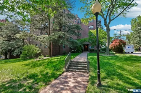 3031 Edwin Avenue Fort Lee NJ 07024
