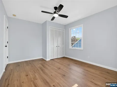 538 Coolidge Place Paramus NJ 07652