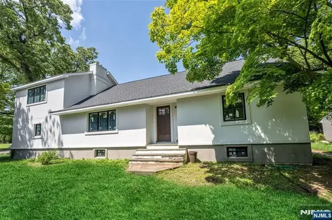 259 W Glen Avenue Ridgewood NJ 07450