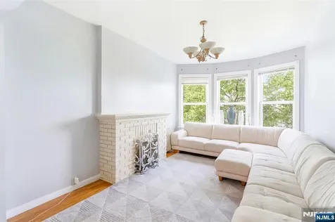 257 Parker Street Newark NJ 07104