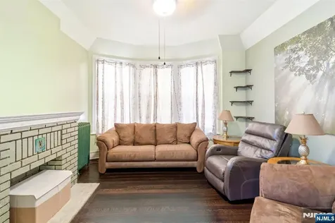 257 Parker Street Newark NJ 07104