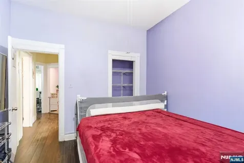 257 Parker Street Newark NJ 07104