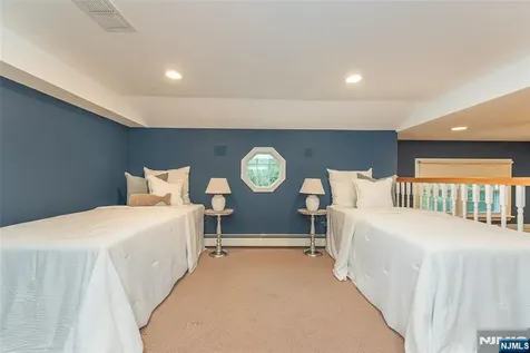 27 Bogert Road Montville Township NJ 07058