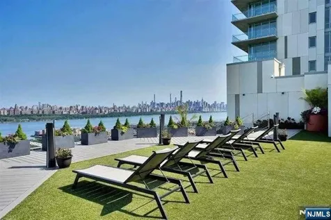 320 Adolphus Avenue Cliffside Park NJ 07010