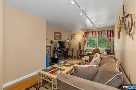289 Valley Boulevard Wood Ridge NJ 07075