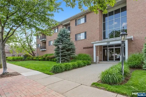 289 Valley Boulevard Wood Ridge NJ 07075