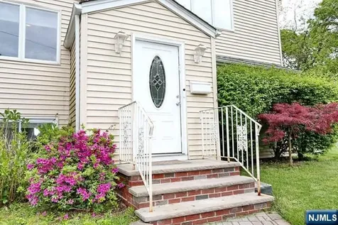 84 12th Street Cresskill NJ 07626