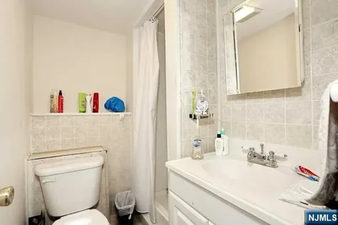 84 12th Street Cresskill NJ 07626