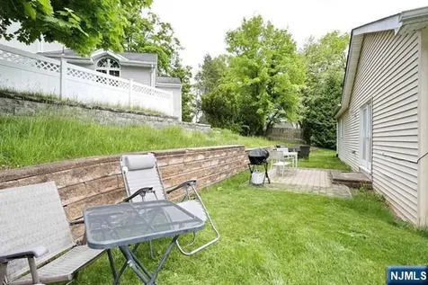 84 12th Street Cresskill NJ 07626