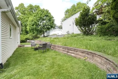 84 12th Street Cresskill NJ 07626