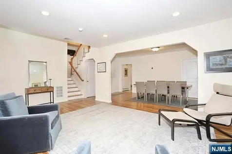 84 12th Street Cresskill NJ 07626