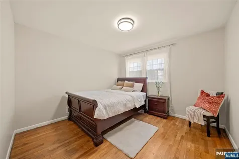 43 Woodvale Road Glen Rock NJ 07452