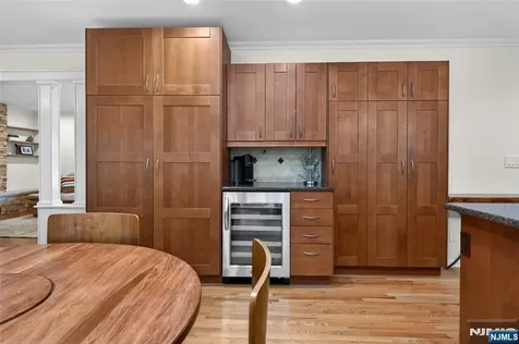 25 Cottontail Trail Upper Saddle River NJ 07458
