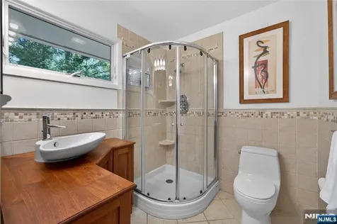 25 Cottontail Trail Upper Saddle River NJ 07458