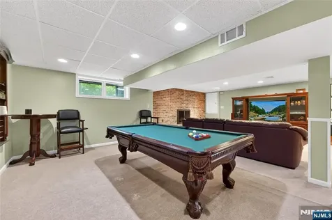 25 Cottontail Trail Upper Saddle River NJ 07458