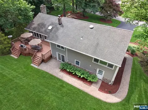 25 Cottontail Trail Upper Saddle River NJ 07458