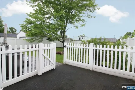 6 Knollwood Road Totowa NJ 07512