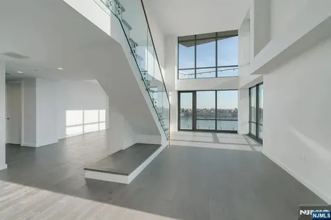320 Adolphus Avenue Cliffside Park NJ 07010
