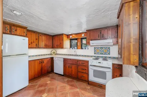 943-947 Middleville Stillwater NJ 07860