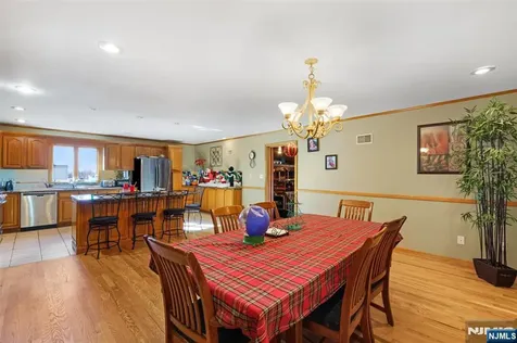 17 Pleasant Kearny NJ 07032