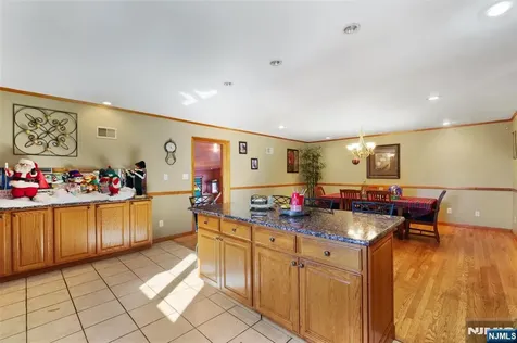 17 Pleasant Kearny NJ 07032