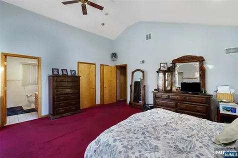 17 Pleasant Kearny NJ 07032
