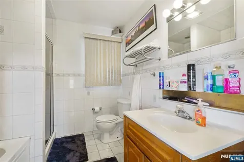 17 Pleasant Kearny NJ 07032