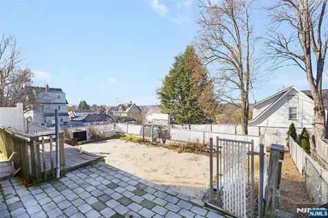 17 Pleasant Kearny NJ 07032