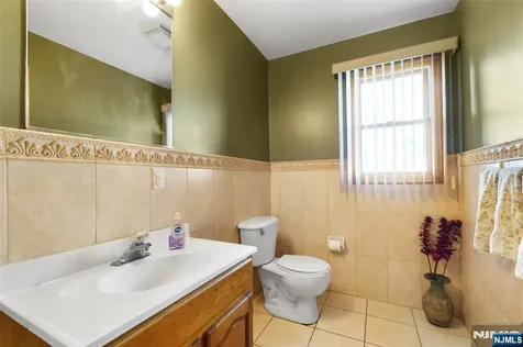 17 Pleasant Kearny NJ 07032