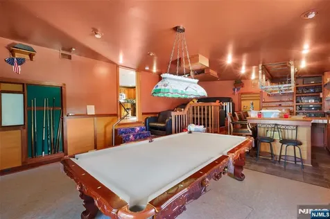 17 Pleasant Kearny NJ 07032