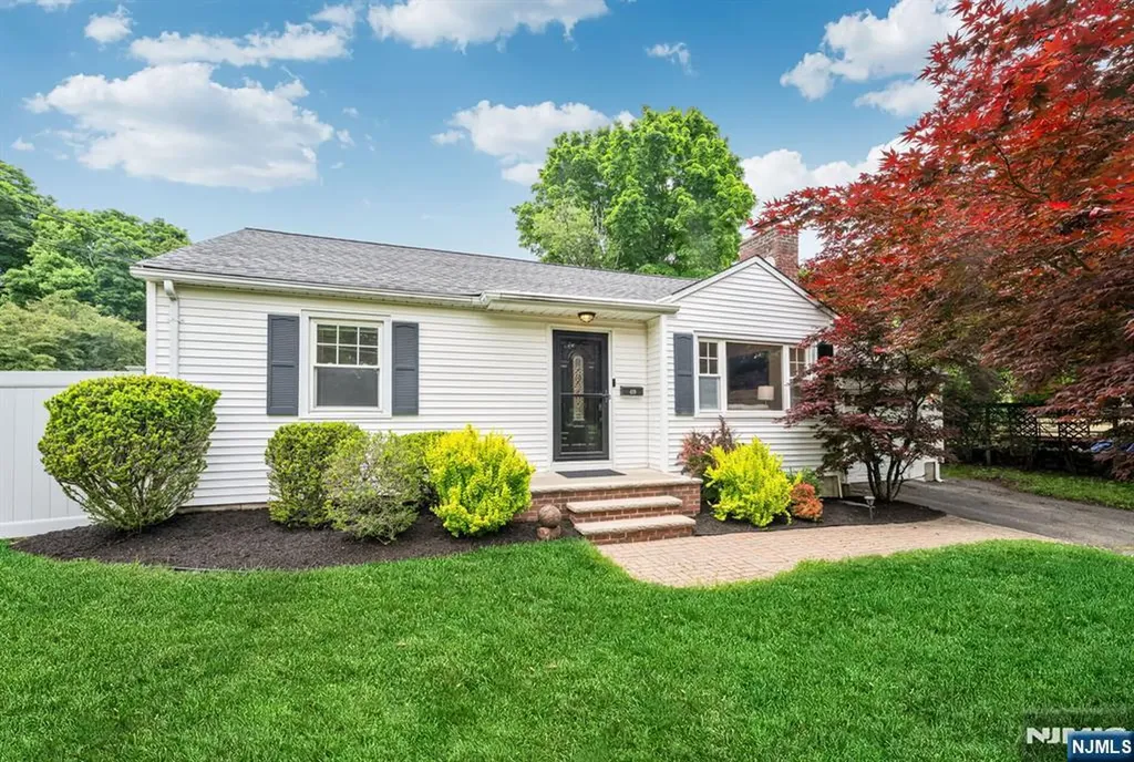 419 Wyckoff Avenue Ramsey NJ 07446
