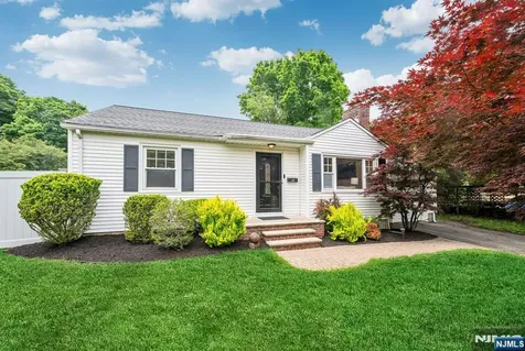 419 Wyckoff Avenue Ramsey NJ 07446