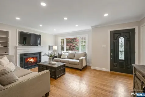 419 Wyckoff Avenue Ramsey NJ 07446
