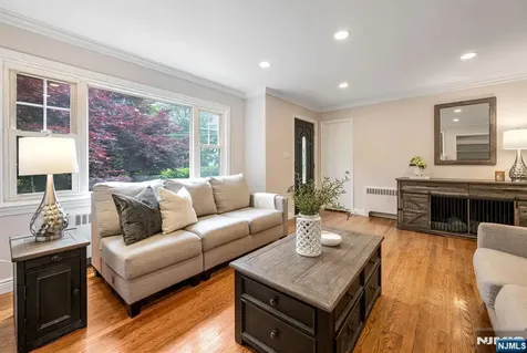 419 Wyckoff Avenue Ramsey NJ 07446
