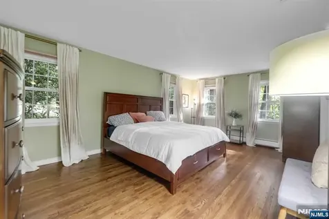 5 Monroe Drive Mahwah NJ 07430