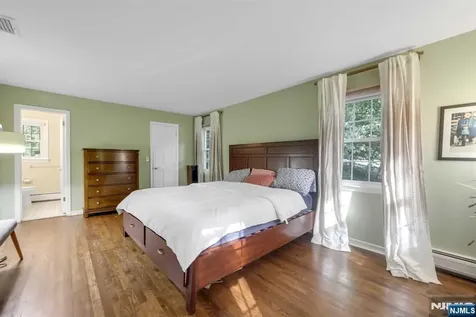 5 Monroe Drive Mahwah NJ 07430