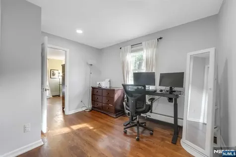 5 Monroe Drive Mahwah NJ 07430