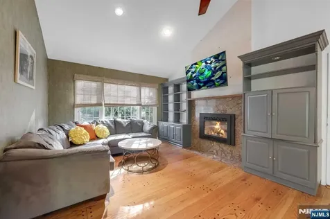 5 Monroe Drive Mahwah NJ 07430