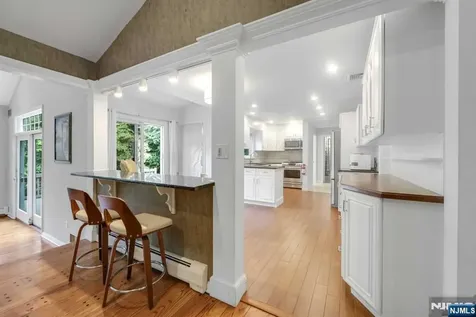 5 Monroe Drive Mahwah NJ 07430