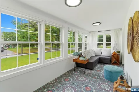 475 Albert Place New Milford NJ 07646
